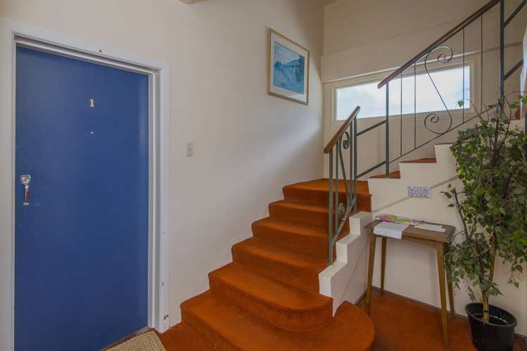 1/68 Hill Street Thorndon_12