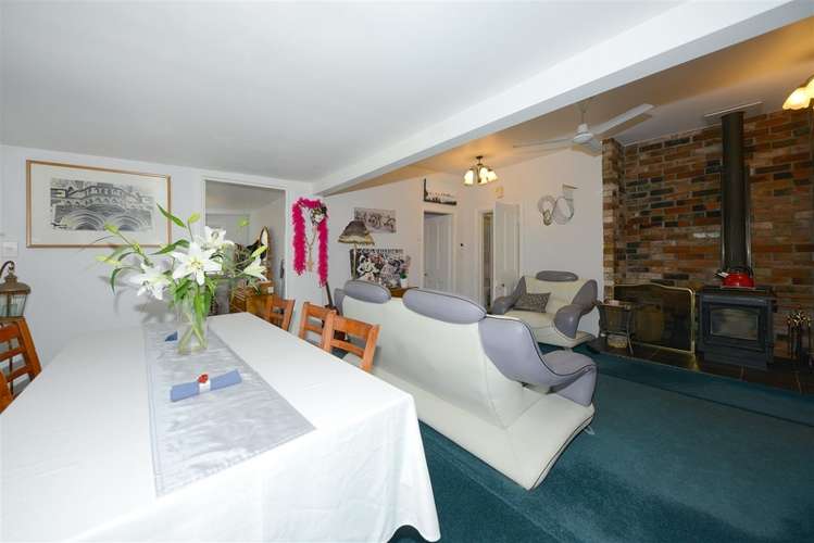 4511 Christchurch Akaroa Road Little River_11