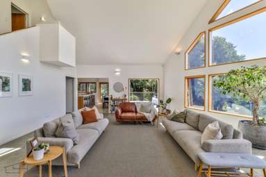 184 Laingholm Drive_3