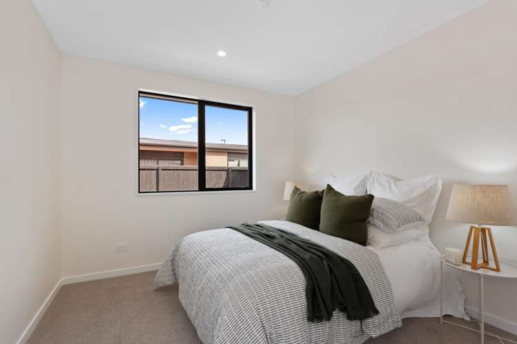 69 Whitehorn Drive Lincoln_16