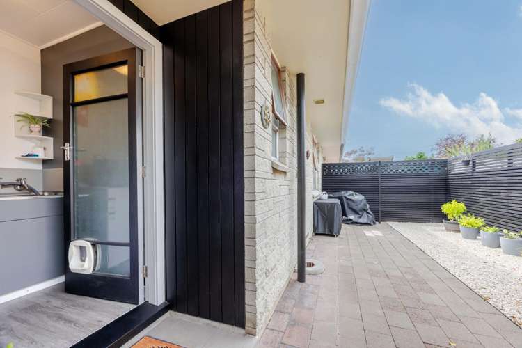 2/306 Southland Road Hastings_12