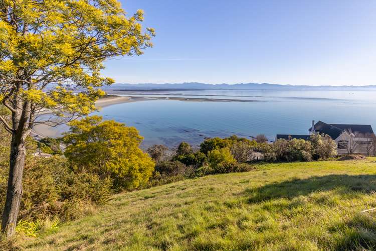 40 The Cliffs Britannia Heights_5