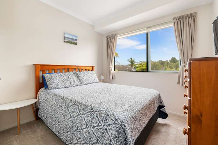 28 Tauranga Place Orewa_16