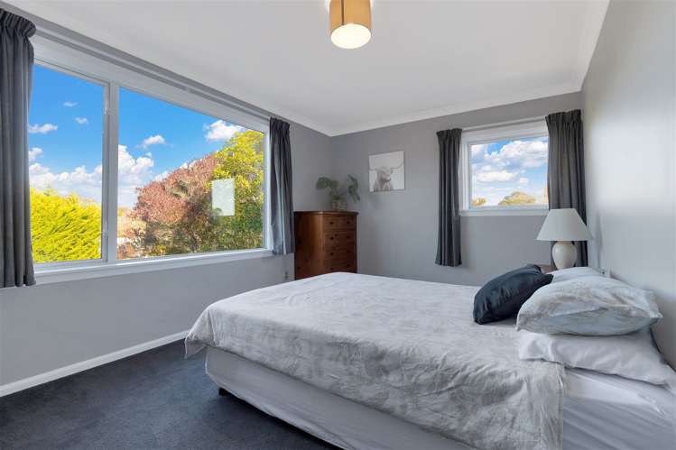 63 Batten Grove The Pines Beach_10