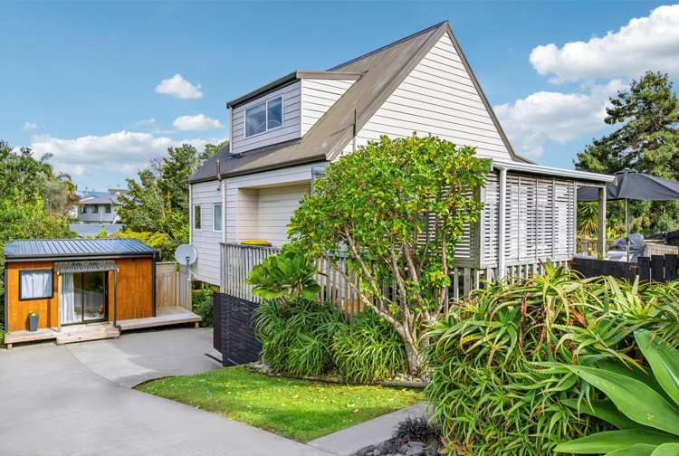 32 Springtime Crescent Stanmore Bay_3