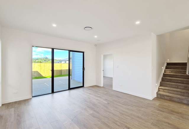 6 Ascent Street Flat Bush_1
