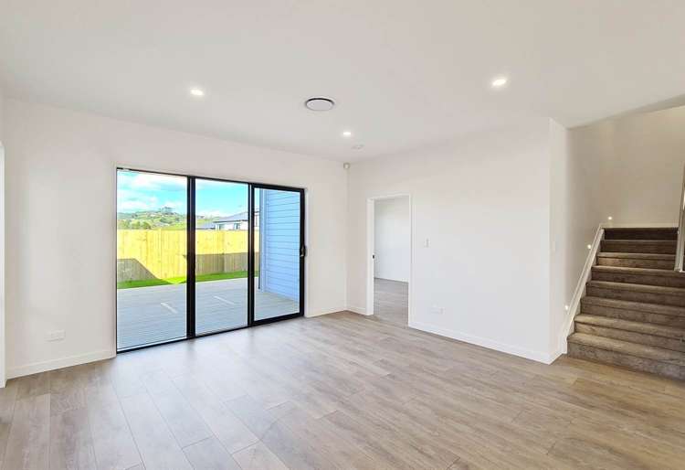 6 Ascent Street Flat Bush_1