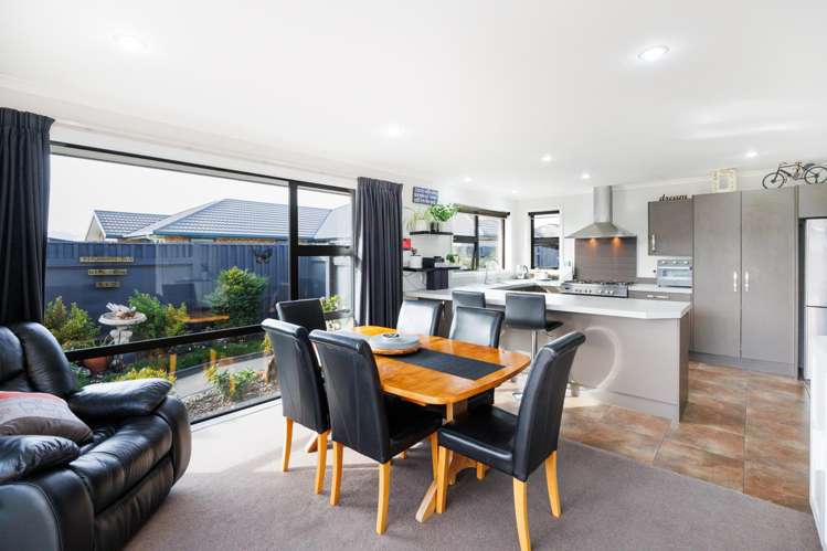 12 Lorenzo Place Kelvin Grove_7