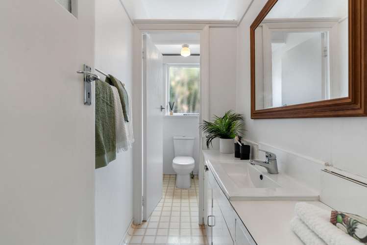 169 Karori Road Karori_11