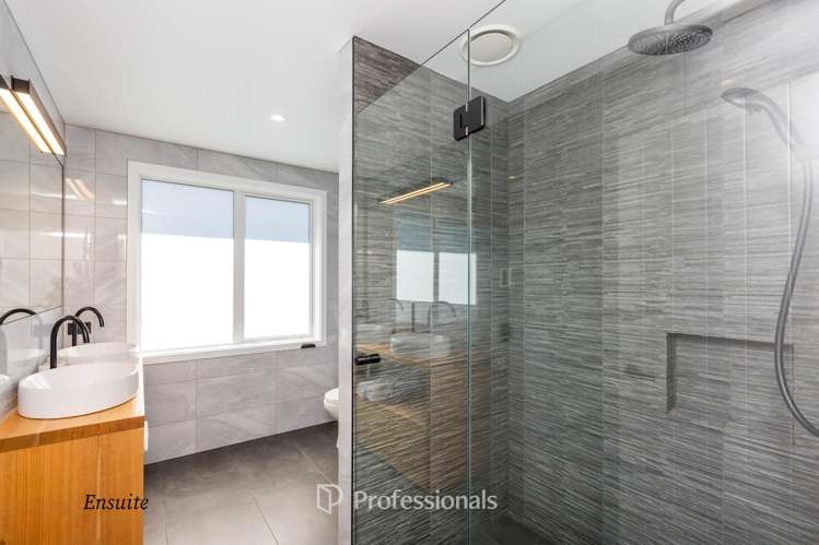 37B Mount Marua Way Mt Marua_22