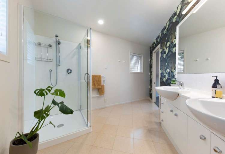 30 Arama Avenue Titirangi_10