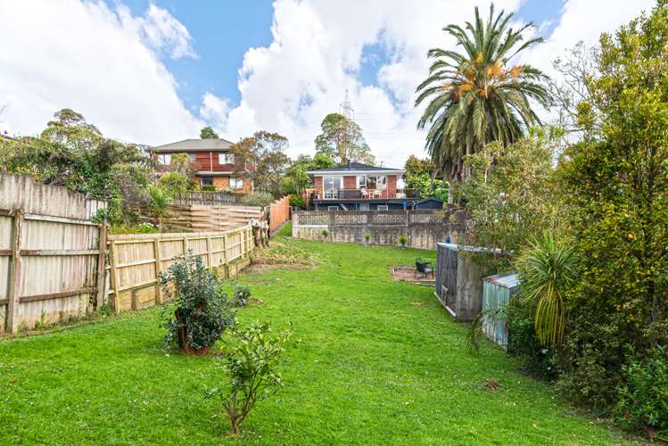 23 Barton Street Blockhouse Bay_19