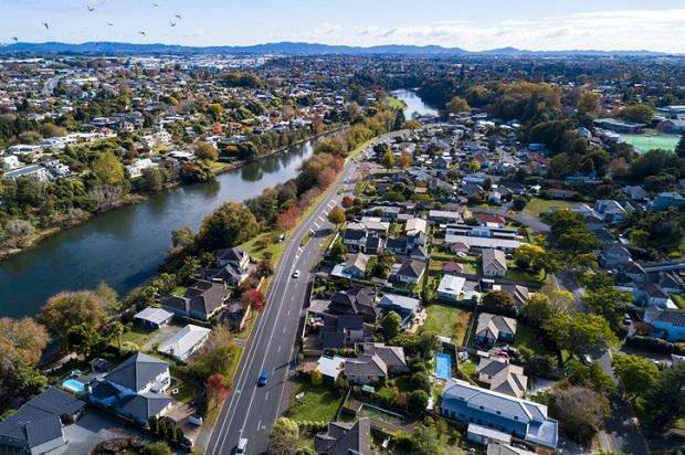 Experts in Hamilton & Waikato expect prices to stabilise even as Aucklanders buy up.