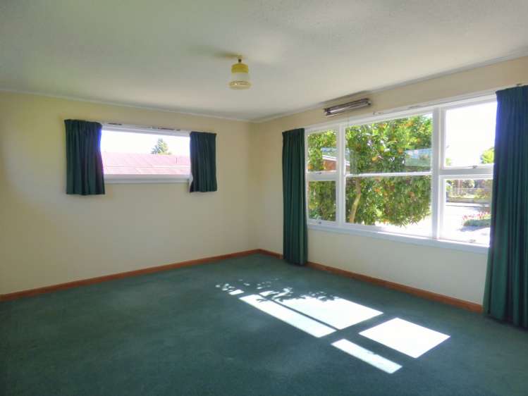 1 Reddecliffe Crescent Hampstead_6