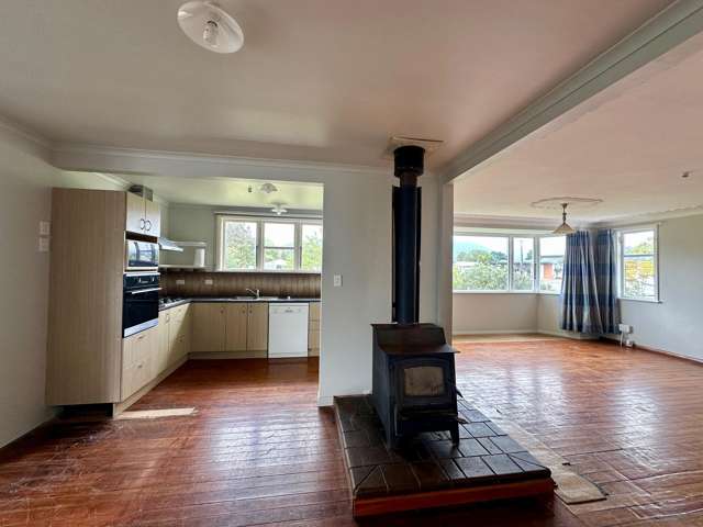 129 Waverley Street Karamea_2