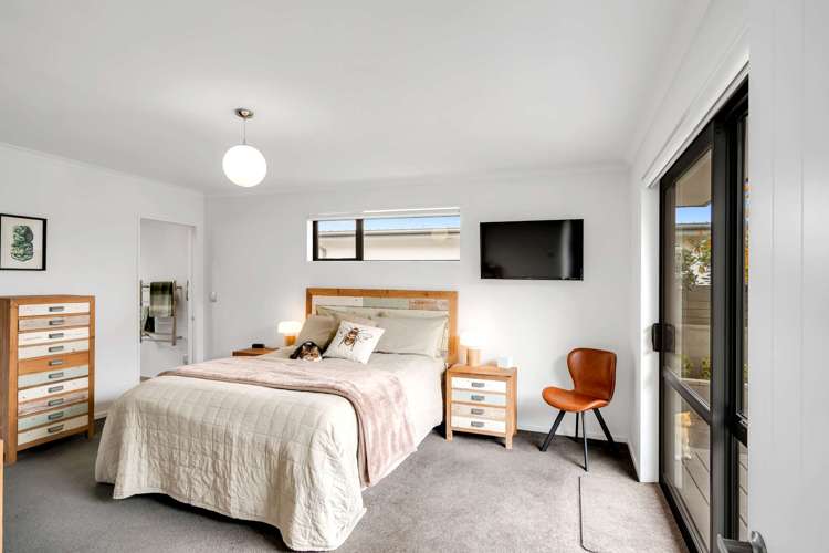 29 Araucana Way Burwood_31