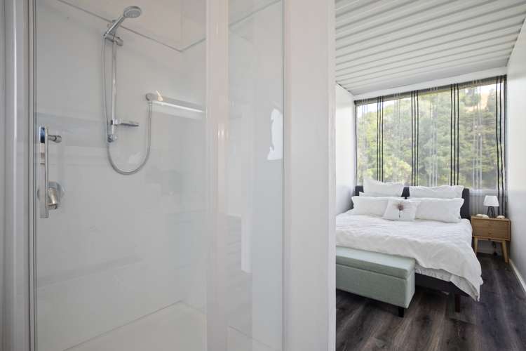 231 J Renall Road Pollok_23