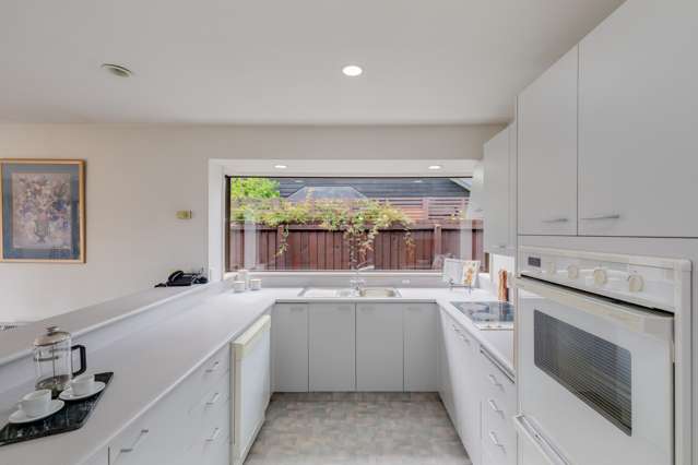 69 Lowry Avenue Redwood_2