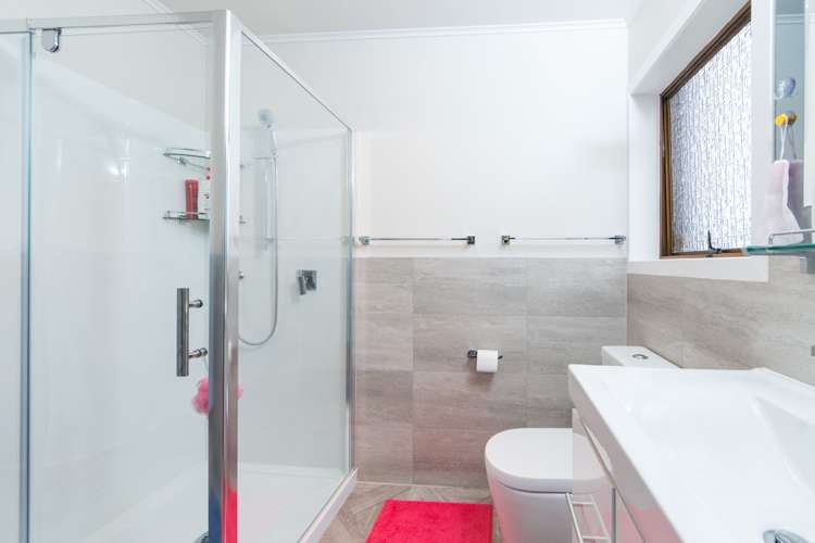 8 Tatyana Place Massey_18