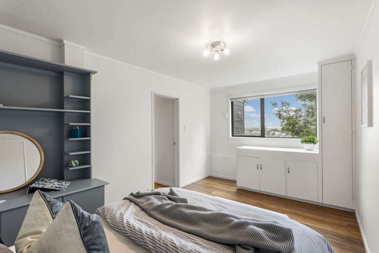 4 Captains Close Torbay_11