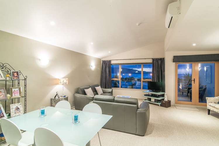 12/1 Marine Parade Paraparaumu Beach_5