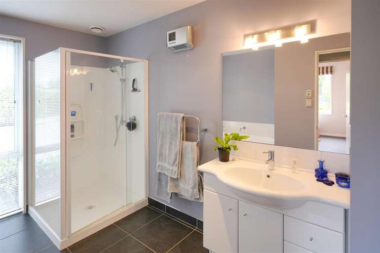 6 Devine Drive Rolleston_21