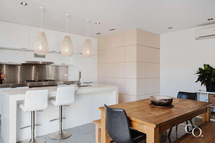 97b Oceanview Road Mount Maunganui_11