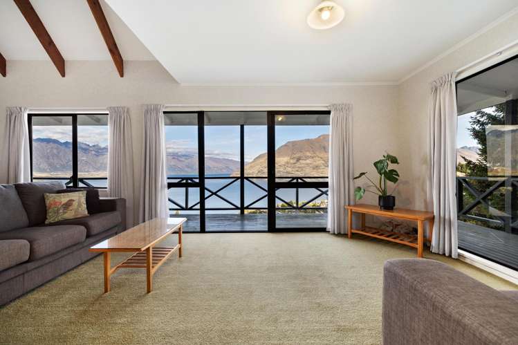 1 Von Place Fernhill/Sunshine Bay_10