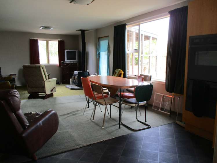 29 Ryley Street Owaka_5