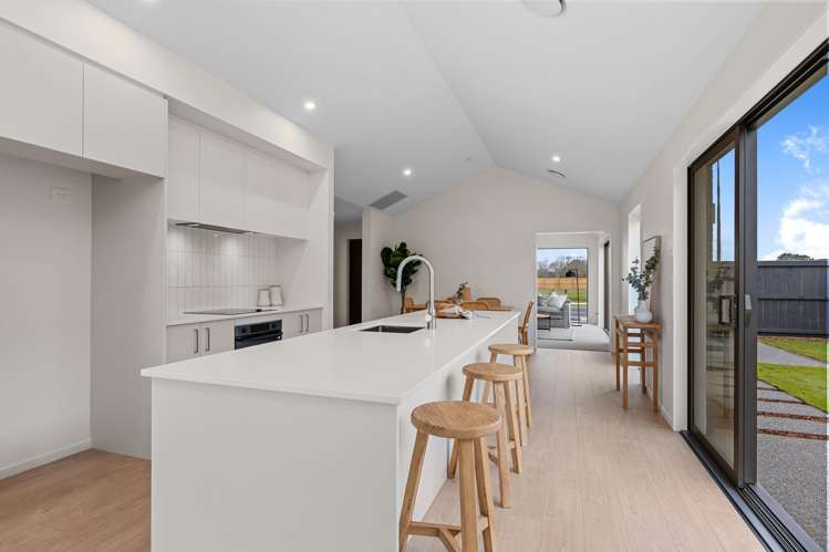 78 Te Whaiawa Crescent West Melton_6
