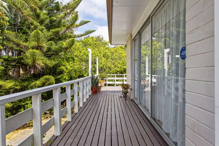 2/26 Te Anau Place Pakuranga Heights_16