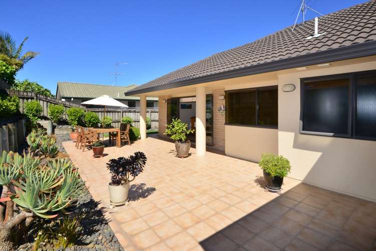 40 Kath Hopper Drive Orewa_13