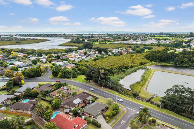 52 Wattle Farm Road Wattle Downs_33