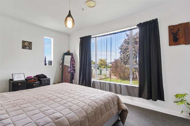 16 Coronation Street Waimate_12