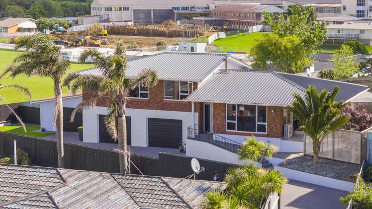 12a Julian Place Westown_2