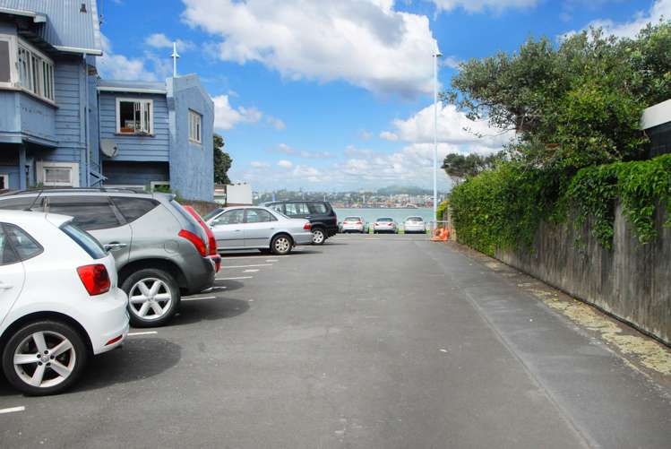 9/16 Queens Parade Devonport_7