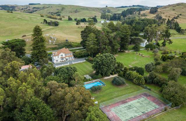 482 Hunter Road Porangahau_1