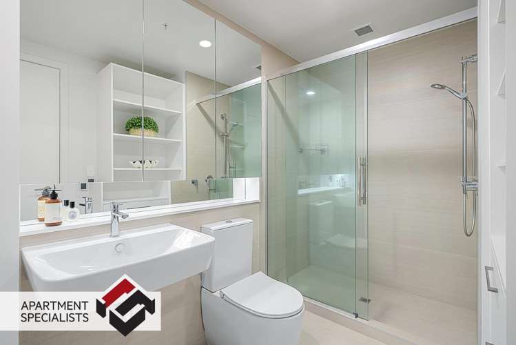 1 Greys Avenue Auckland Central_17
