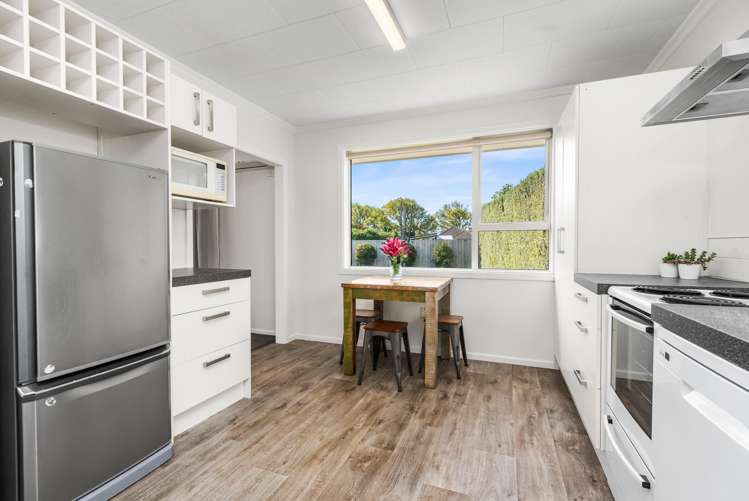 52 Frensham Crescent Woolston_11