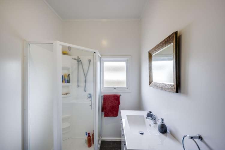 807 Puriri Street Raureka_14