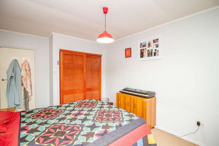 28 Norfolk Saint Arakura Wainuiomata_7