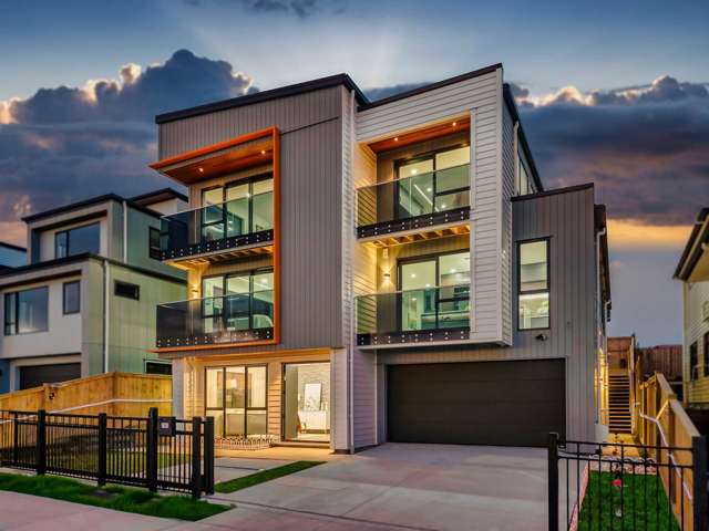 9-Bedroom Designer Home in Prime Ormiston Location
