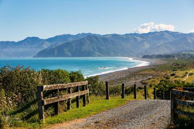 40 State Highway 1 Kaikoura Surrounds_4