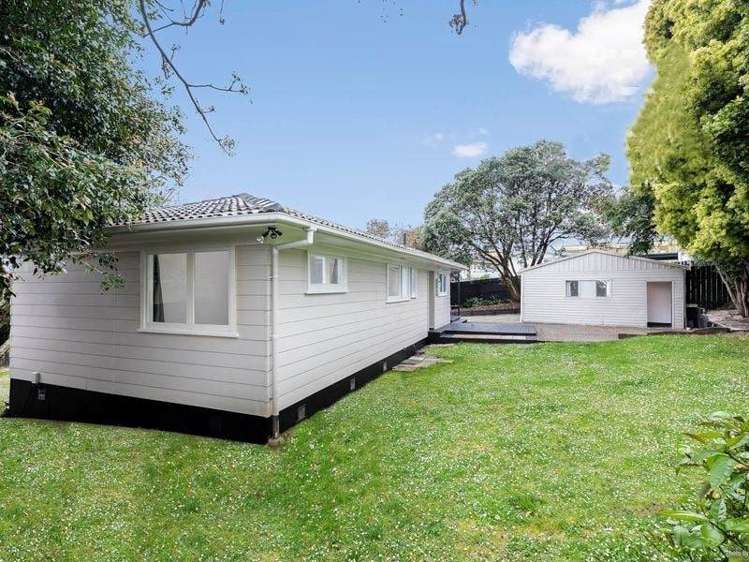 82 Kivell Close Mangere East_1