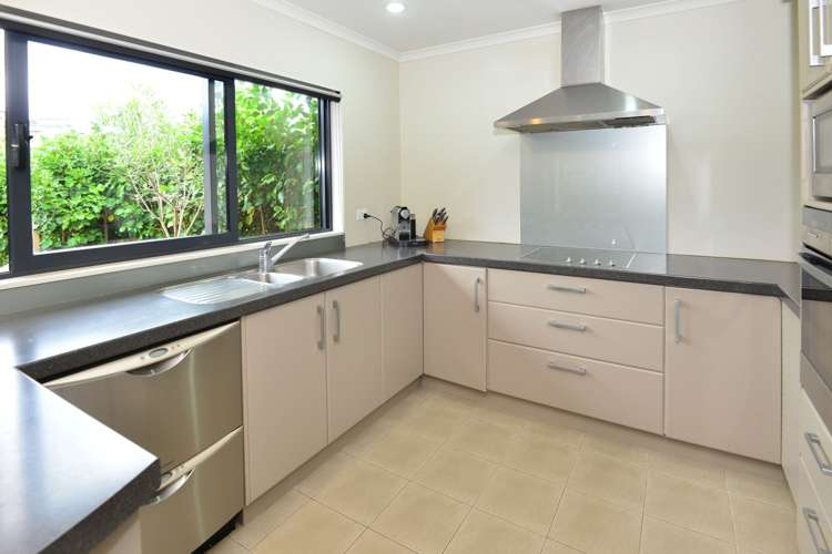 1 Barwick Place Stanmore Bay_3
