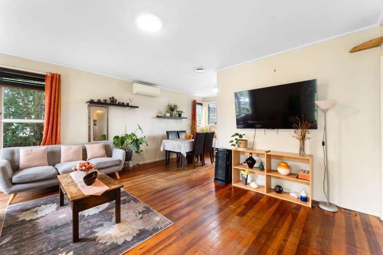 90 Riverpark Crescent Henderson_8