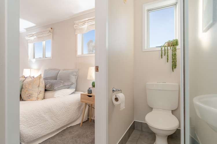 9 Royal Street Berhampore_20