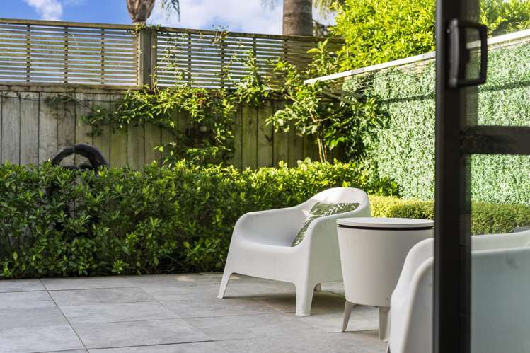 6/50 Ocean View Road Northcote_4
