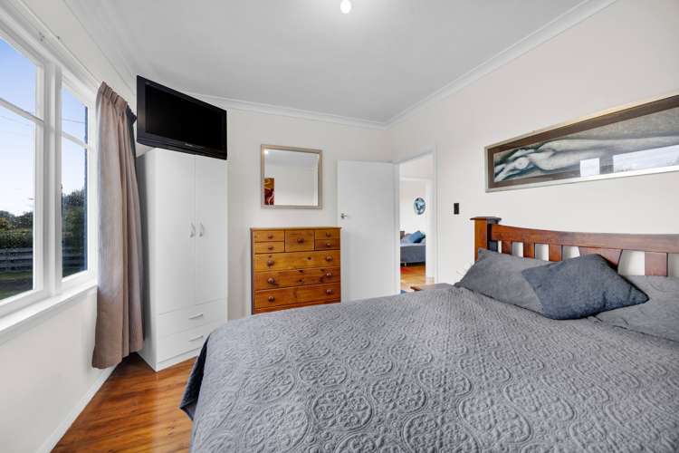 32 Glasgow Street Hawera_11