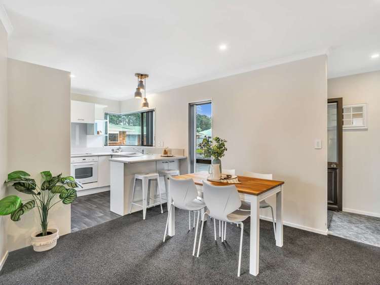 1 Loader Place Tawhero_2